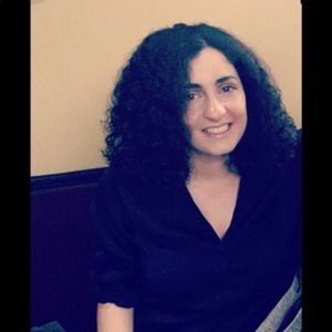 Meet your Posher, Yasmine